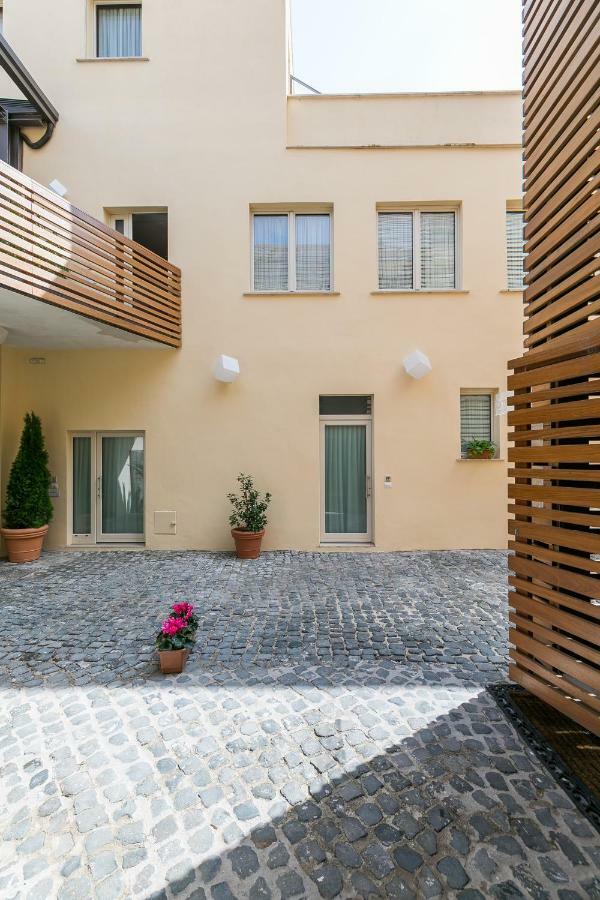 Demetra Eco Guest House Roma Exterior foto